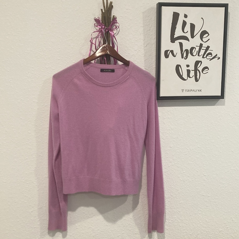 Lavender 100% Cashmere, Scoopneck Pullover Sweater